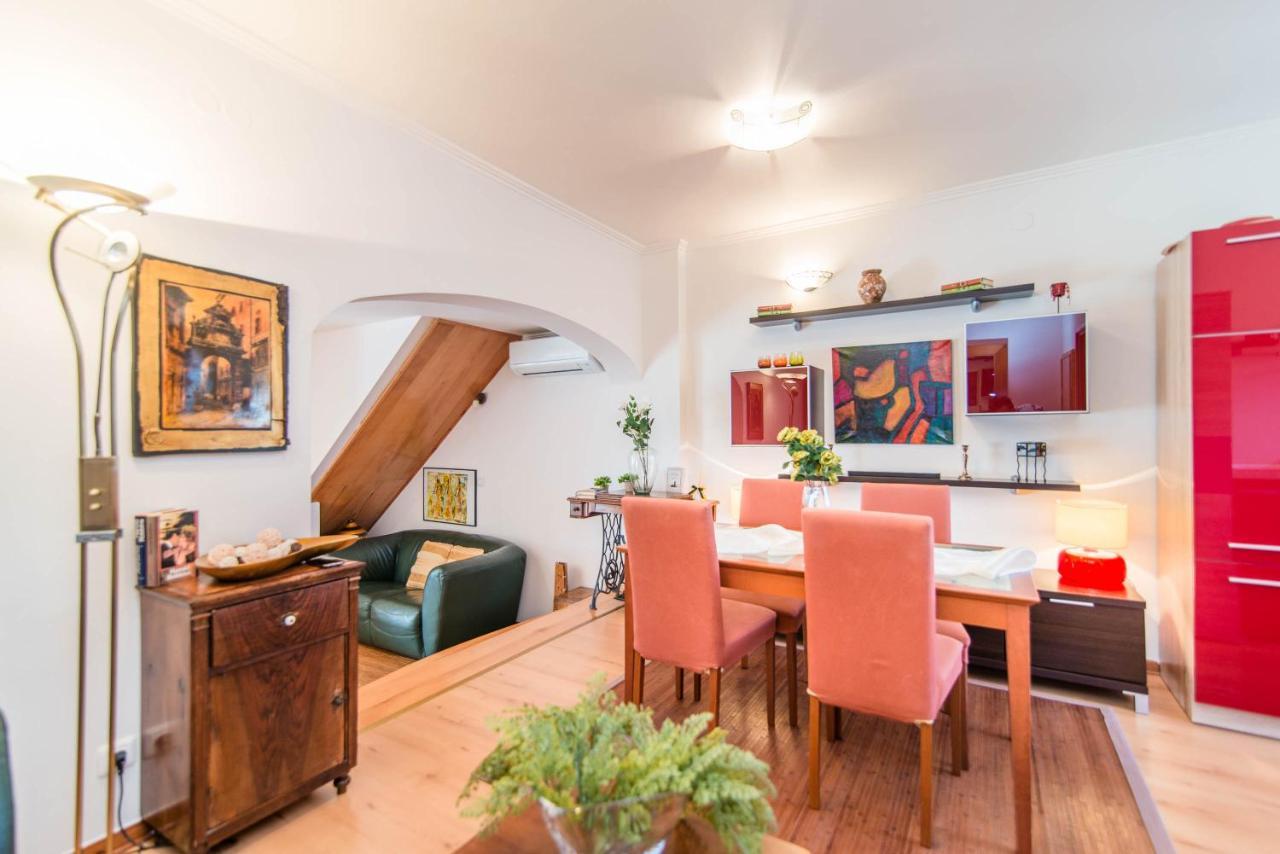 Apartment Studio Lara Ровин Екстериор снимка